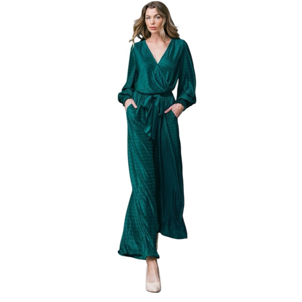 Flying Tomato ATTENTION‎ OF THE DAY WOVEN JUMPSUIT